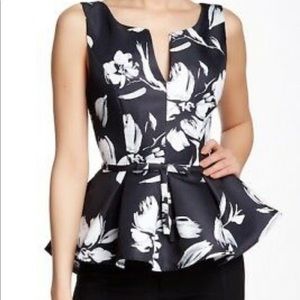 Gracia V-Neck Peplum Tank